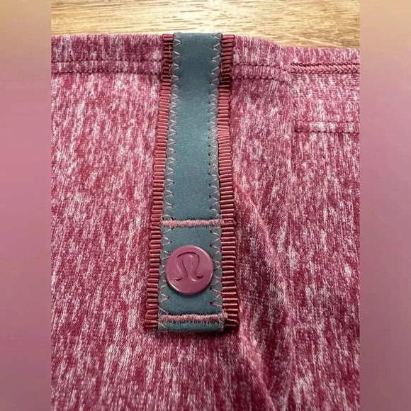 Lululemon Vinyasa Scarf *Rulu Heathered Auburn - Picture 8 of 8